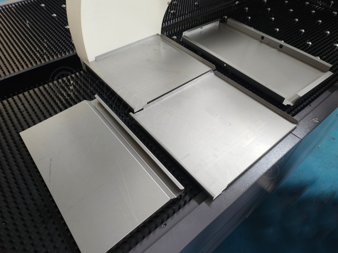 380V Automatic Plate Folding Machine  4.5KW CNC Metal Sheet Folding Equipment 8m/Min